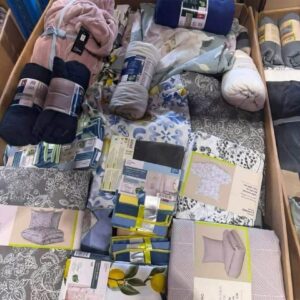 Mixed Bedding & Home Textiles Wholesale Pallet - Image 4