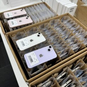 Alternative view of iPhone 14 CH/A Wholesale Pallet