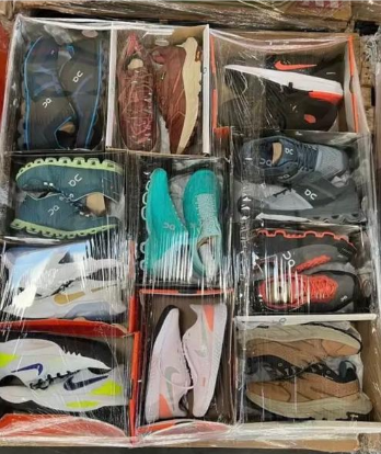 Authentic OC Sneaker Pallet - Image 3