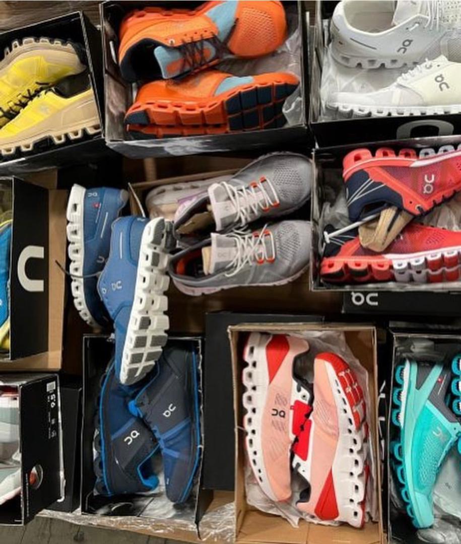 Authentic OC Sneaker Pallet